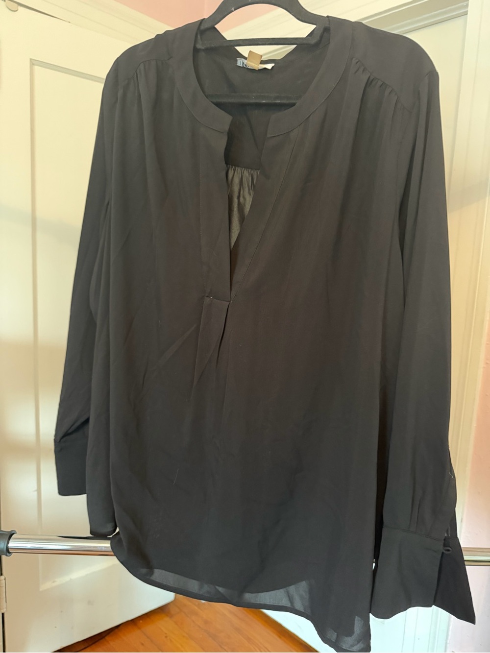 Calvin Klein Black Long-Sleeve Split-Neck Blouse